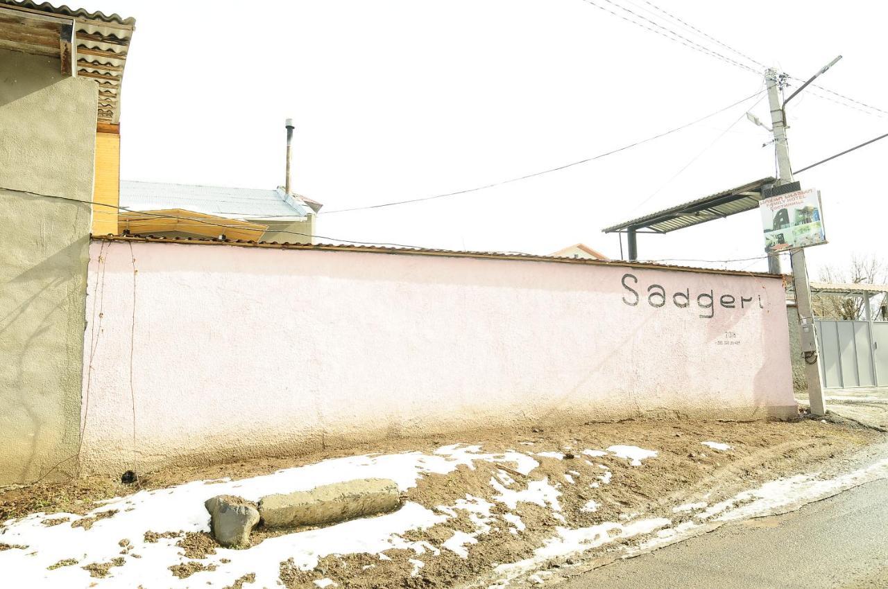 Hotel Sadgeri 2018 Exteriér fotografie